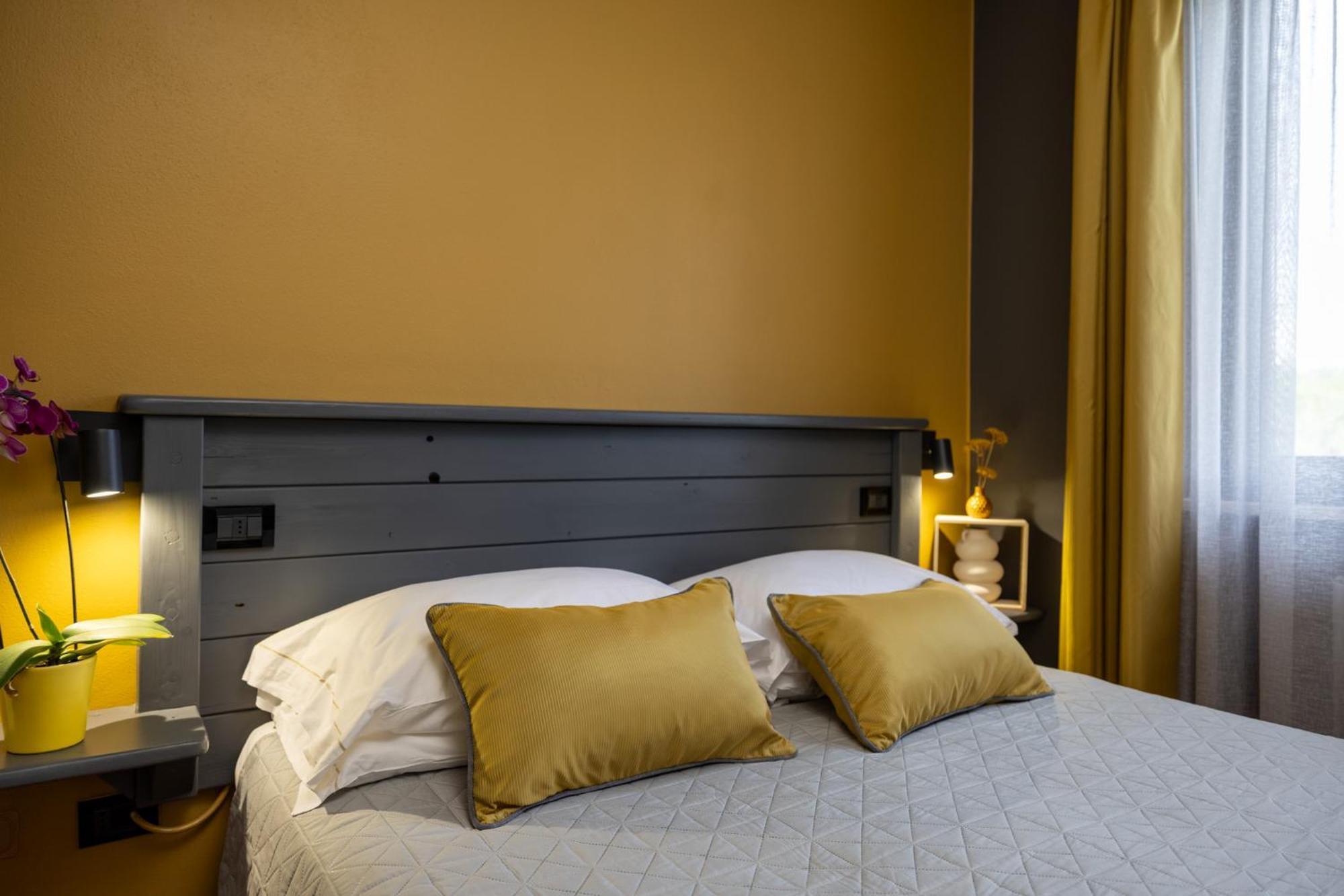 Hotel Florence مانربا ديل جاردا الغرفة الصورة